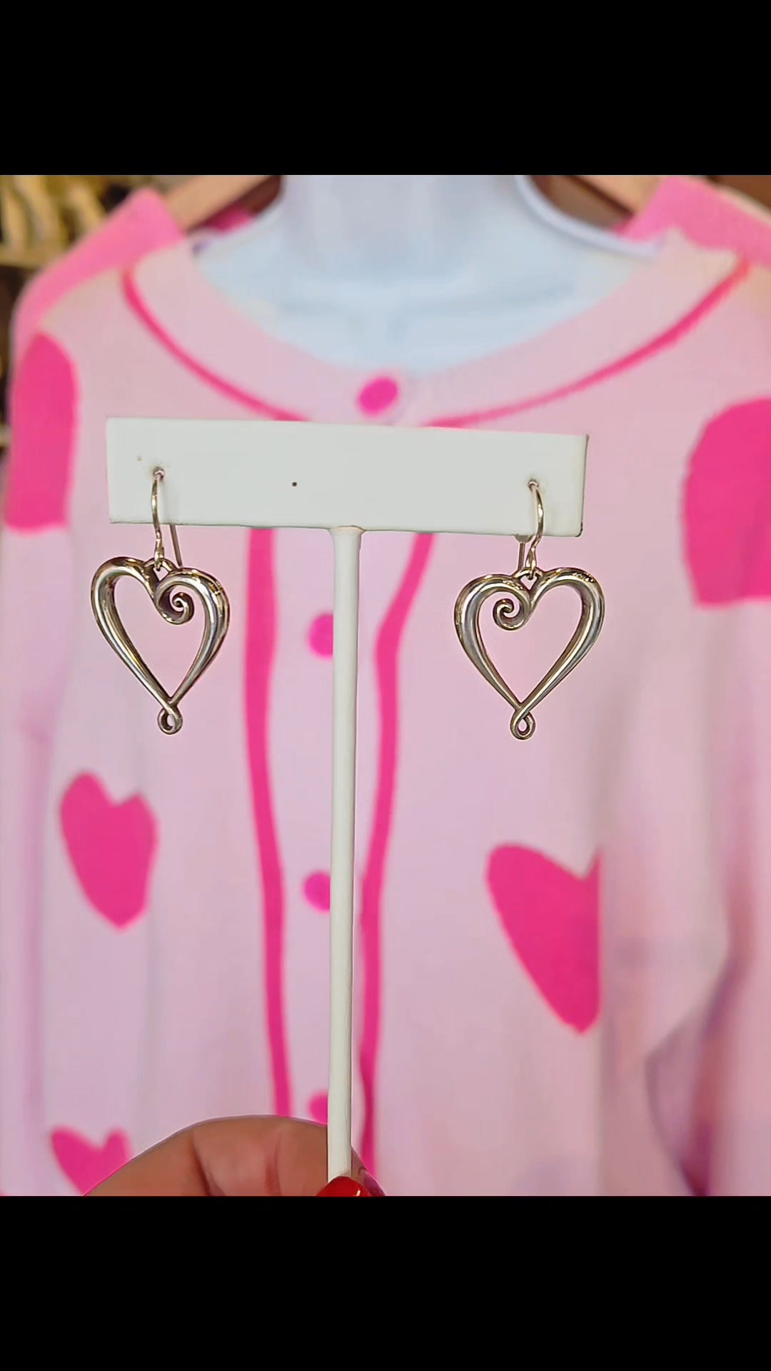 💘 We’re just a few days away from Valentine’s Day!