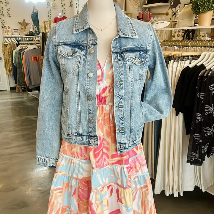 Photos from LouLou's Boutique's post