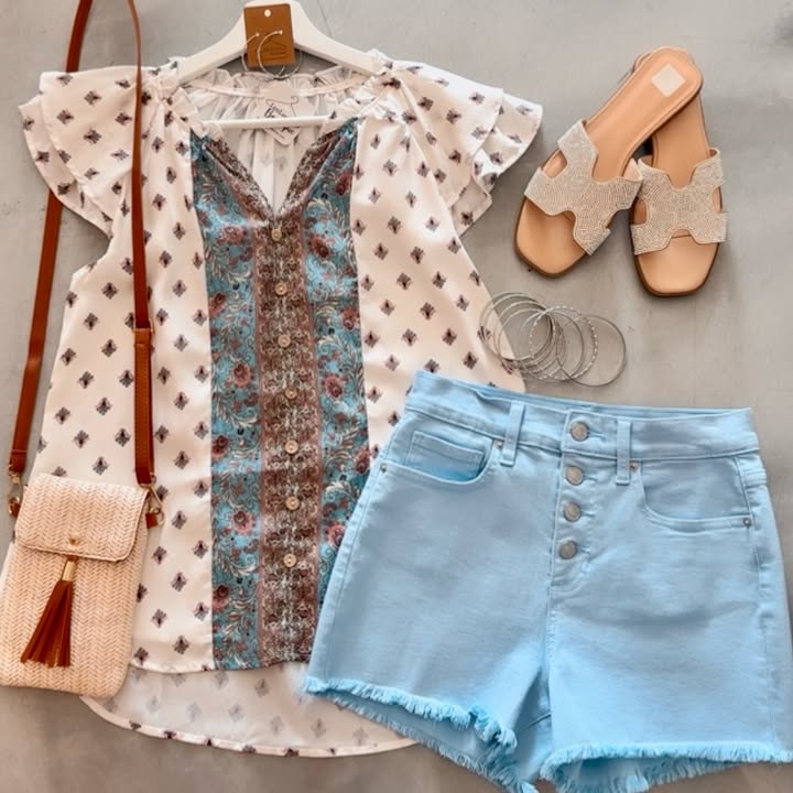 Photos from LouLou's Boutique's post