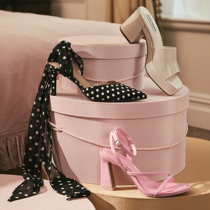 The Spring collection that keeps on giving: fresh picks from @paige_desorbo are here 💋 https://dsw.visitlink.me/J9MX46